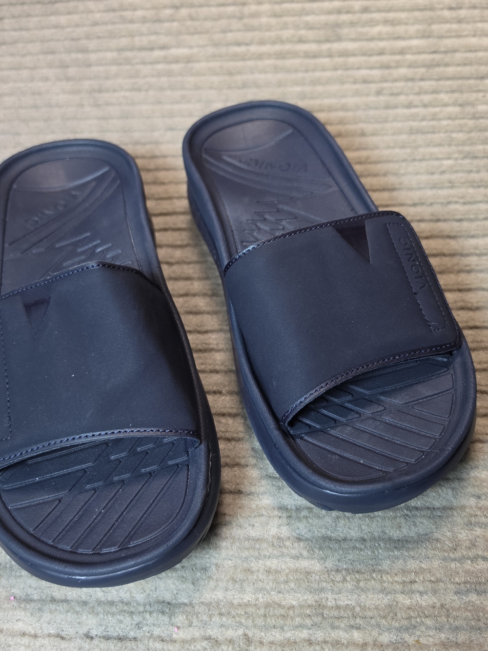 Vionic Rejuvenate Unisex Recovery Sandals, Black/Black, US M 7.5, W 9